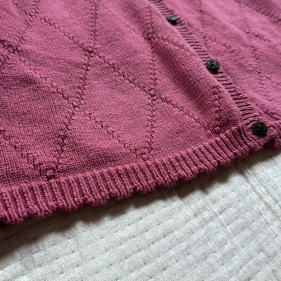 Vintage Cottage Essentials sweater vest - Picture 5 of 6